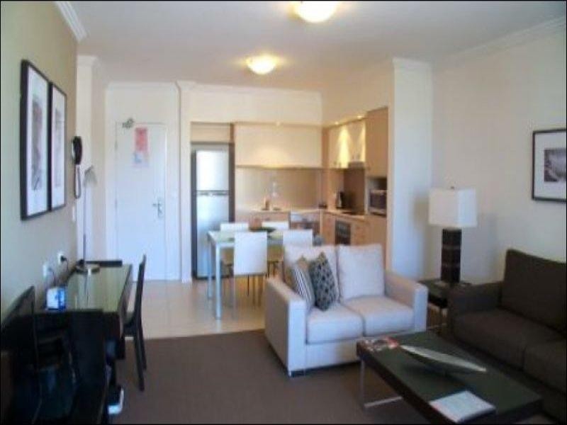 84/228 Varsity Parade, Varsity Lakes QLD 4227