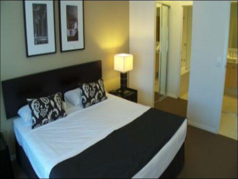 84/228 Varsity Parade, Varsity Lakes QLD 4227