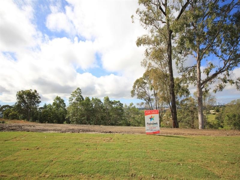 34 John Francis Drive, Carrara QLD 4211