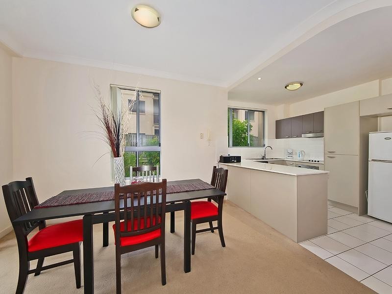 51/19 Carina Peak Drive, Varsity Lakes QLD 4227