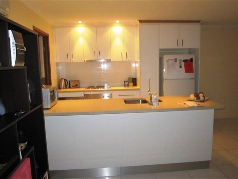 1/16 Wirth Terrace, Highland Park QLD 4211