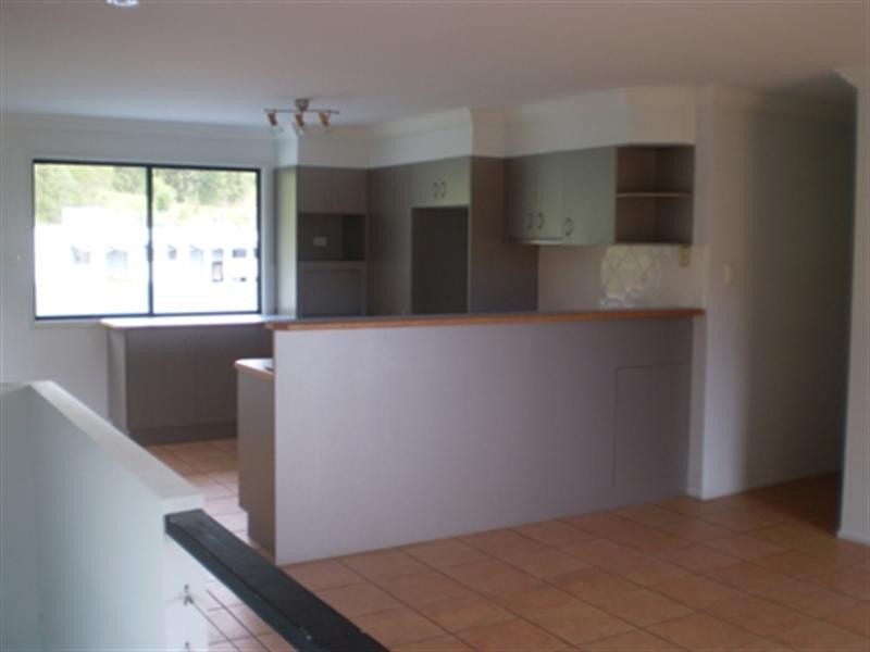 4/7 Fortitude Crescent, Burleigh Heads QLD 4220