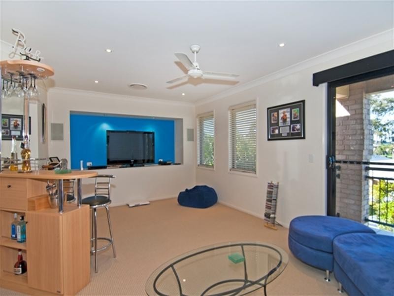 13 MOYENNE Crescent, Varsity Lakes QLD 4227