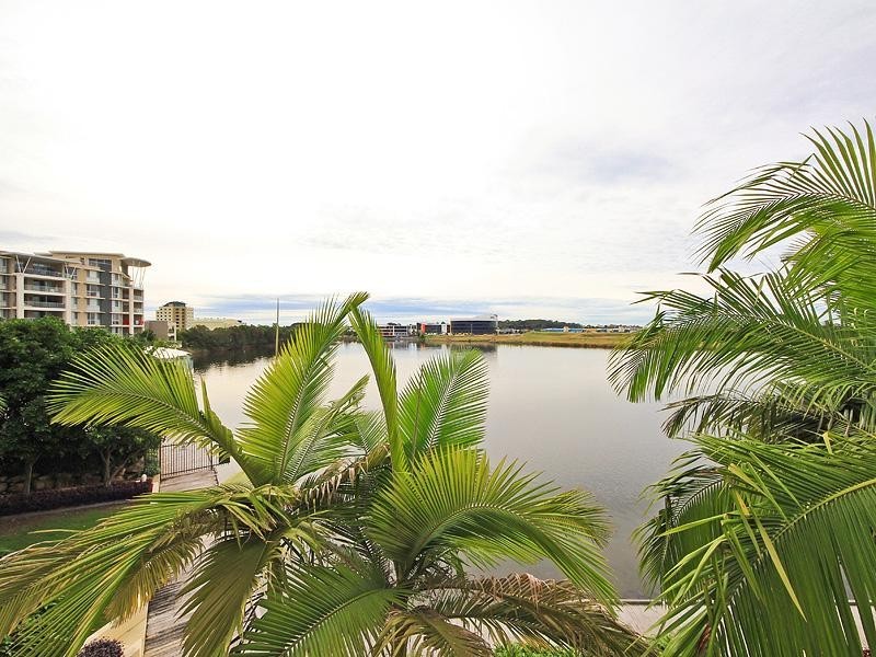 193/251 Varsity Parade, Varsity Lakes QLD 4227