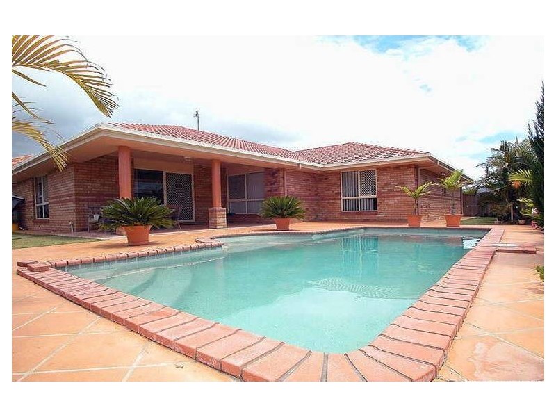 5 Pearwood Lane, Robina QLD 4226