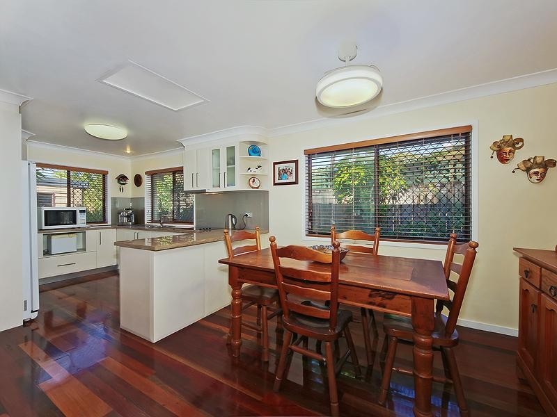 1 John Munro Court, Carrara QLD 4211