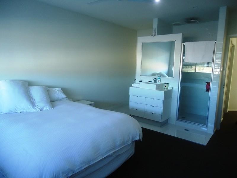 34 South Bay Drive, Varsity Lakes QLD 4227