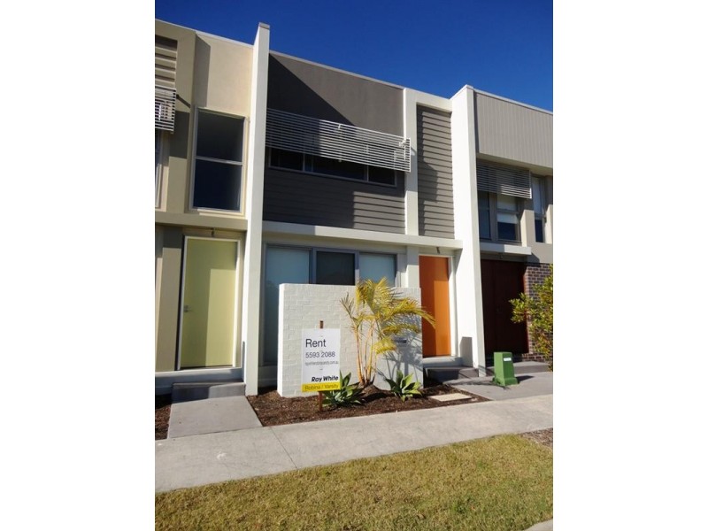 34 South Bay Drive, Varsity Lakes QLD 4227