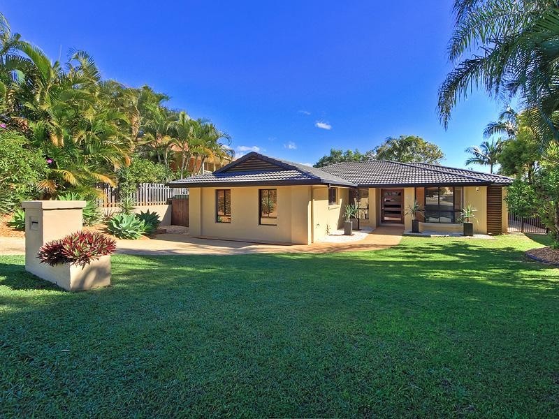 24 Outrigger Drive, Robina QLD 4226