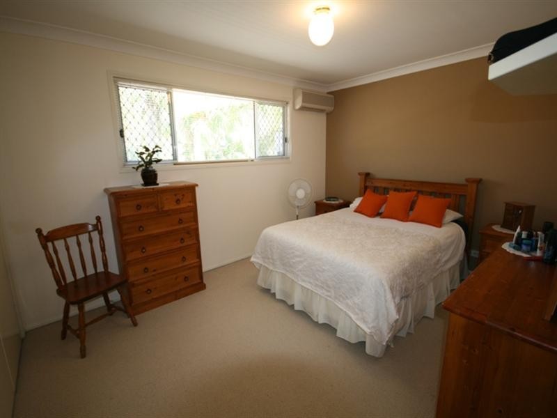 1/255 Christine Avenue, Varsity Lakes QLD 4227