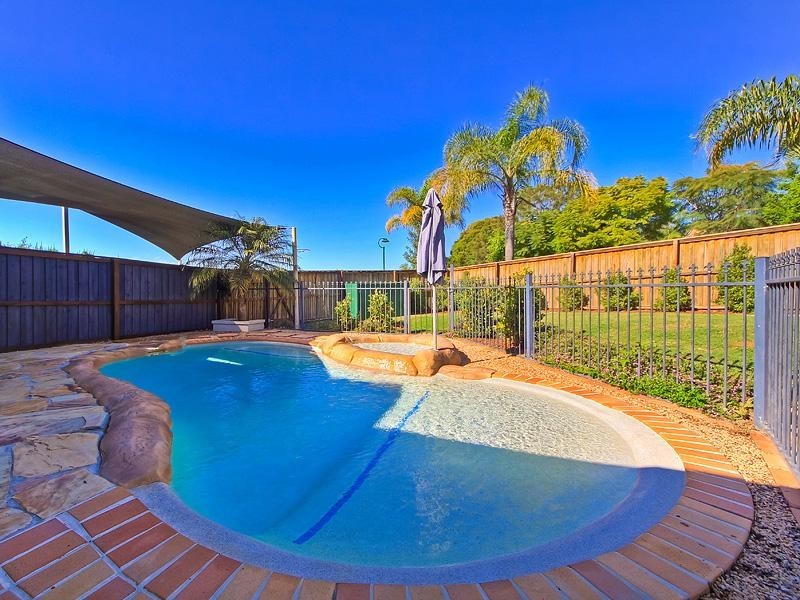 14 Crelga Court, Merrimac QLD 4226