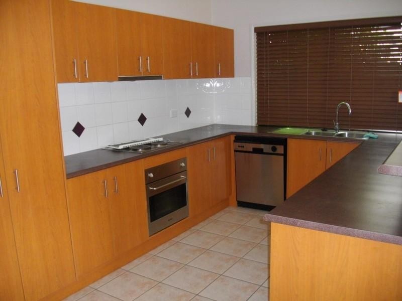 93 Bayswater Avenue, Varsity Lakes QLD 4227