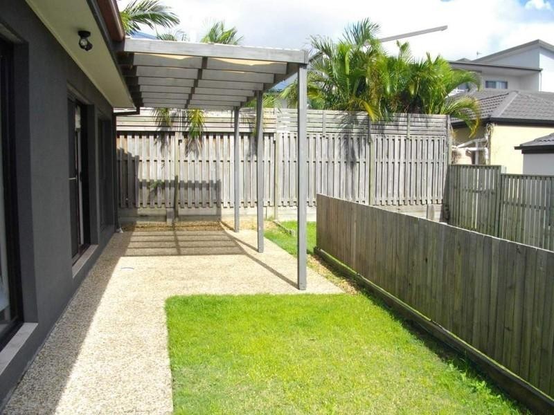 93 Bayswater Avenue, Varsity Lakes QLD 4227