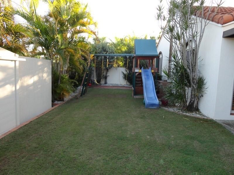 42 Beauty Point Drive, Robina QLD 4226