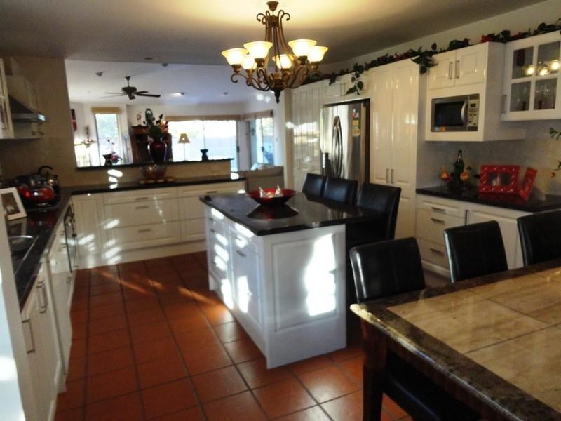 42 Beauty Point Drive, Robina QLD 4226