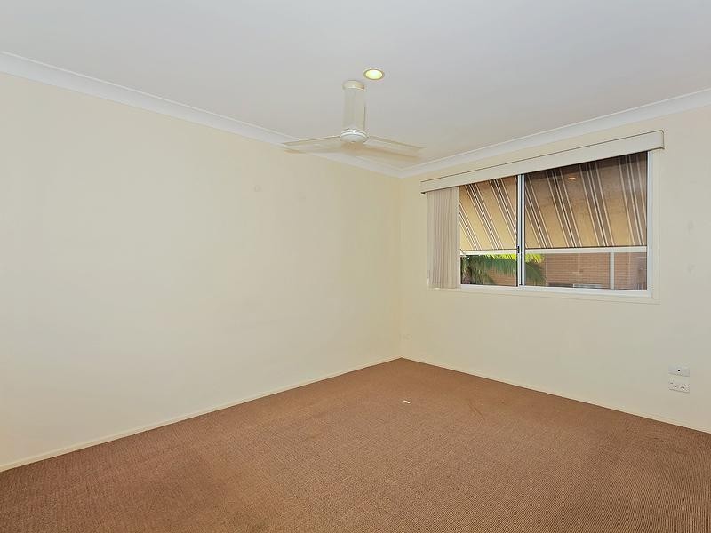 2/7 Sunset Boulevard, Surfers Paradise QLD 4217