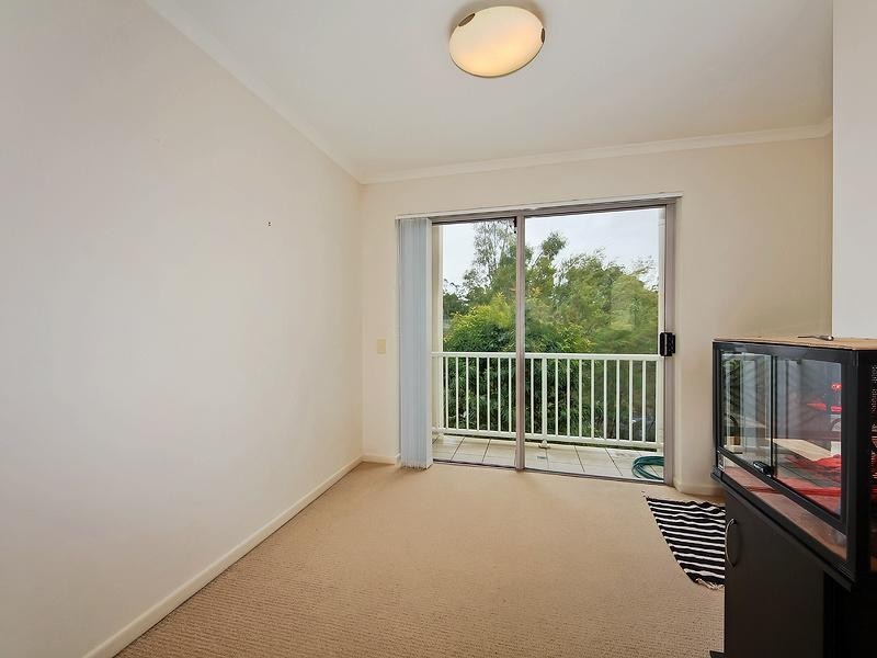 11/1 Riverwalk Avenue, Robina QLD 4226