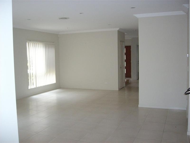 15 Royal Links Drive, Robina QLD 4226