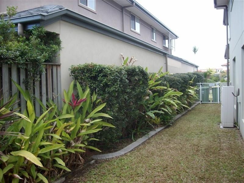 15 Royal Links Drive, Robina QLD 4226