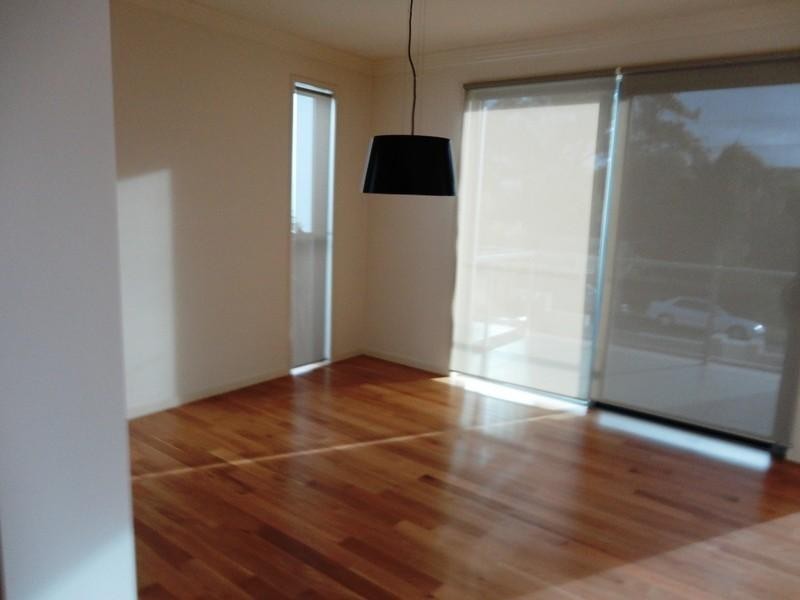 2/3 Mal Burke Street, Southport QLD 4215