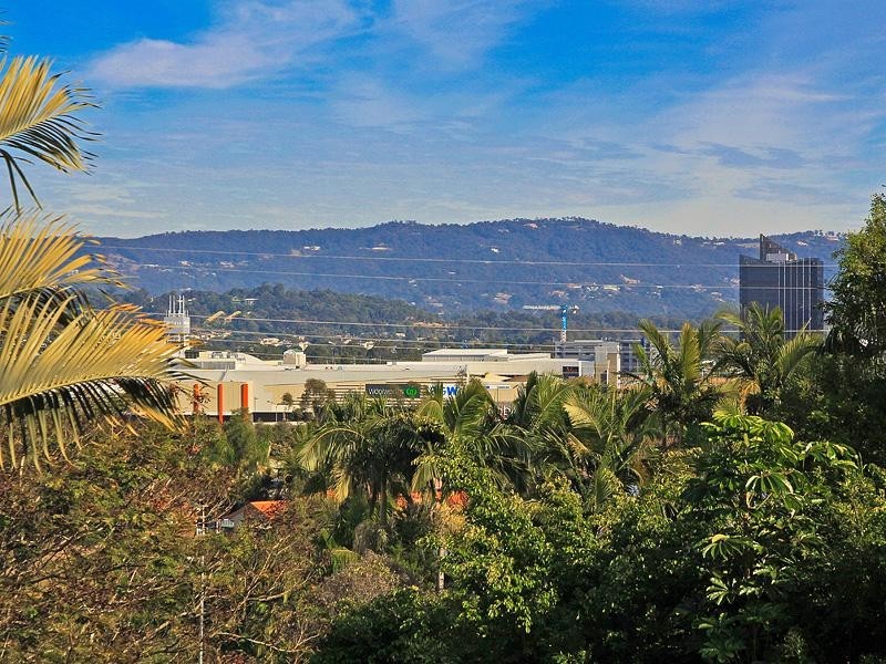 21 Broadview Place, Robina QLD 4226