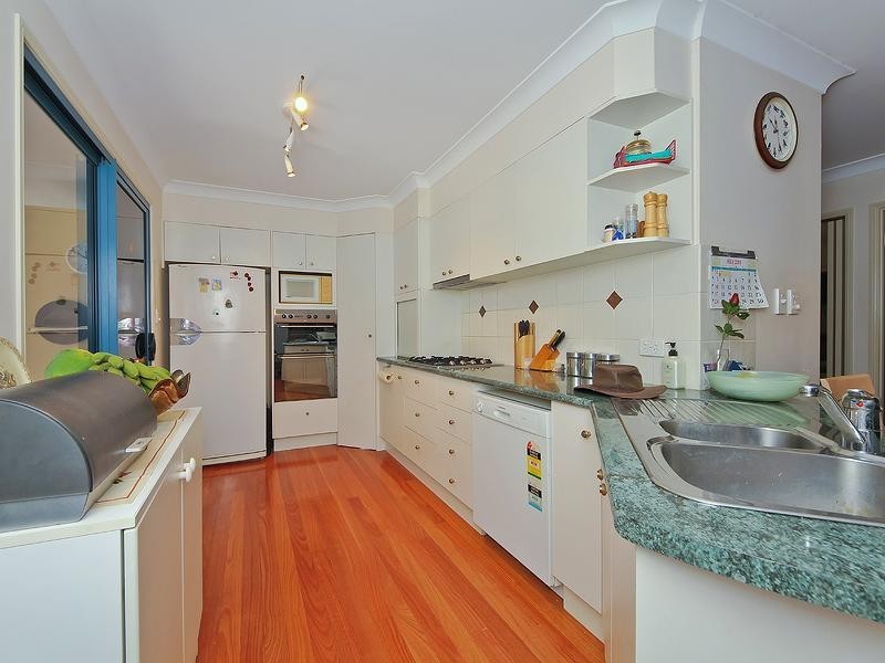 134 Alison Road, Carrara QLD 4211