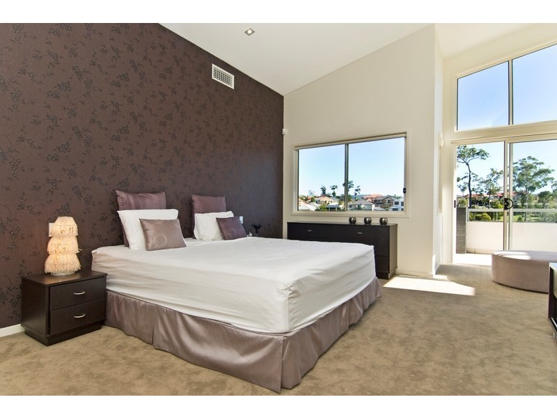 Varsity Lakes QLD 4227