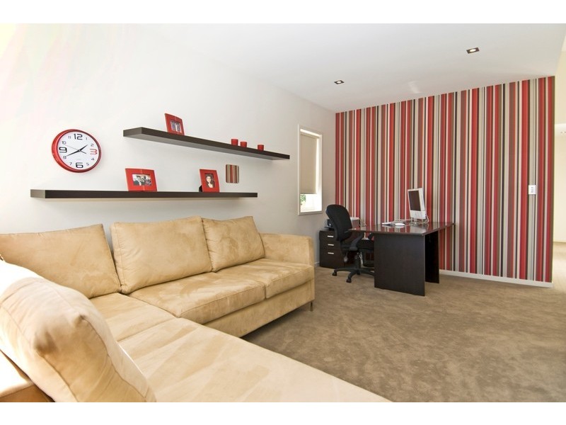 Varsity Lakes QLD 4227