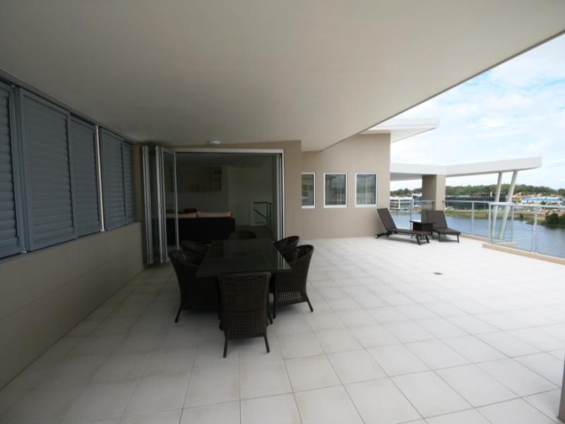 72/255 Varsity Parade, Varsity Lakes QLD 4227