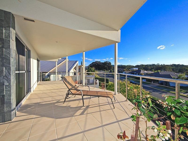 70 Clover Hill Drive, Mudgeeraba QLD 4213