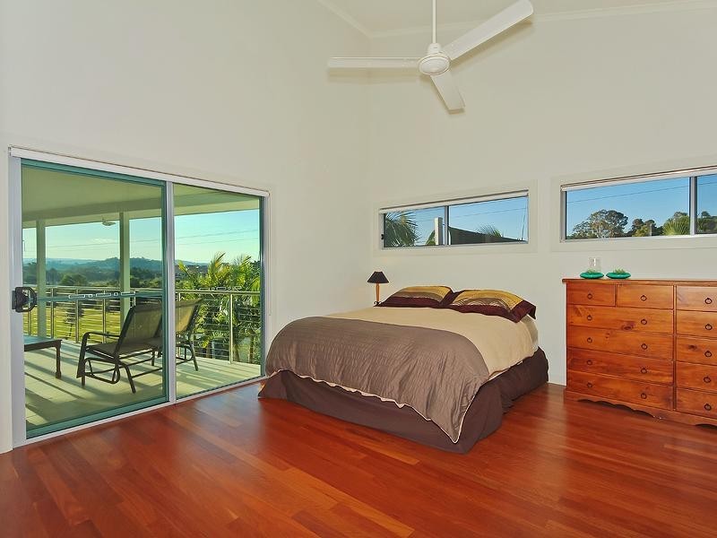 70 Clover Hill Drive, Mudgeeraba QLD 4213