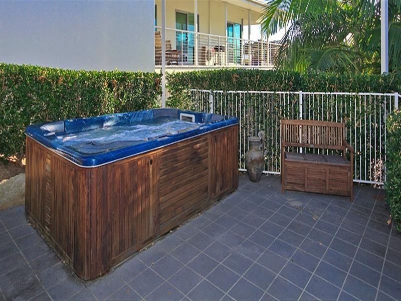 70 Clover Hill Drive, Mudgeeraba QLD 4213