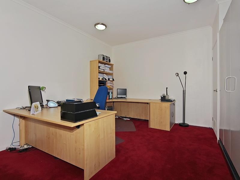 70 Clover Hill Drive, Mudgeeraba QLD 4213