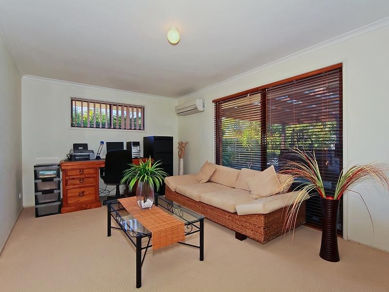 13 Marscay Avenue, Varsity Lakes QLD 4227