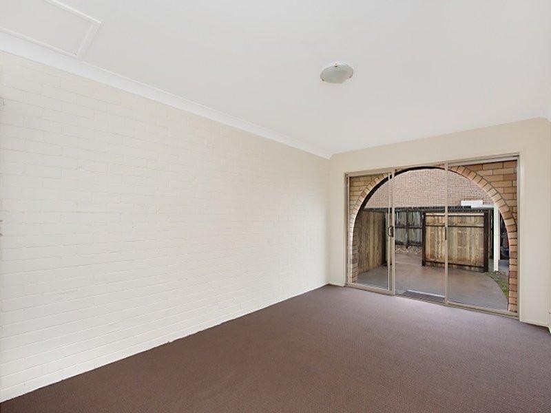 1/9 Shrike Court, Burleigh Waters QLD 4220