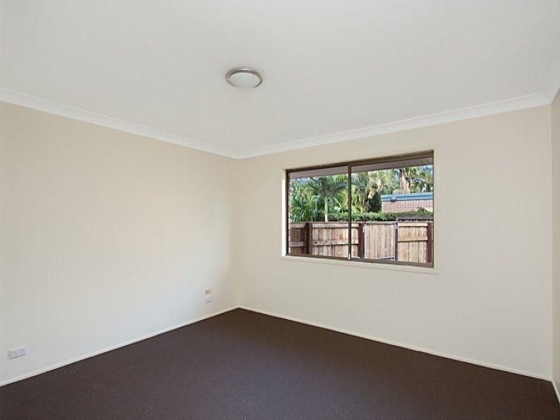 1/9 Shrike Court, Burleigh Waters QLD 4220