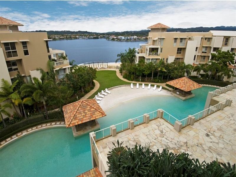 100/251 Varsity Parade, Varsity Lakes QLD 4227