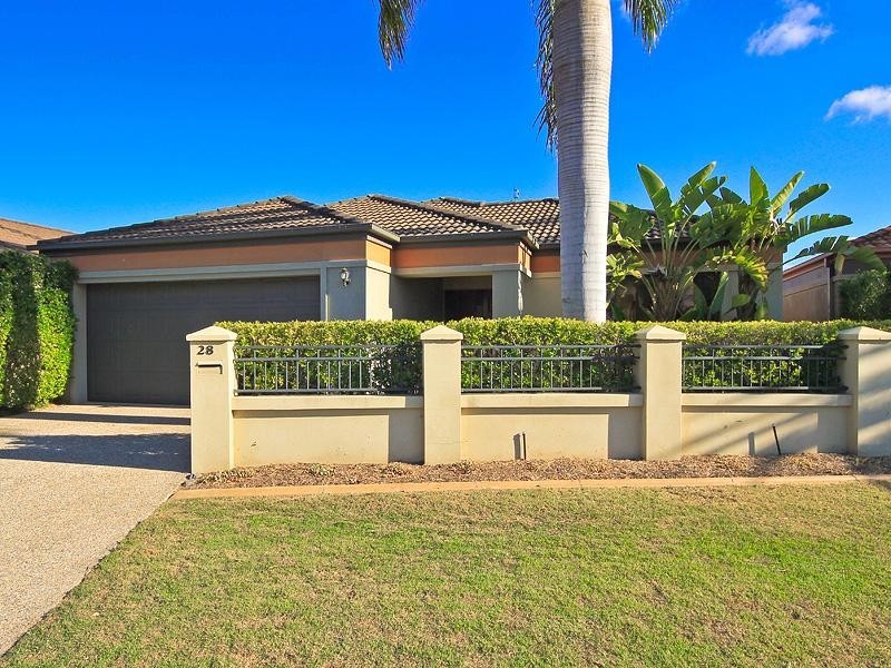 28 Peach Drive, Robina QLD 4226