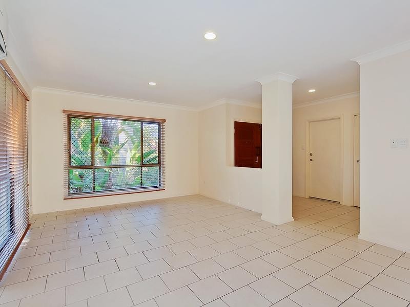 28 Peach Drive, Robina QLD 4226