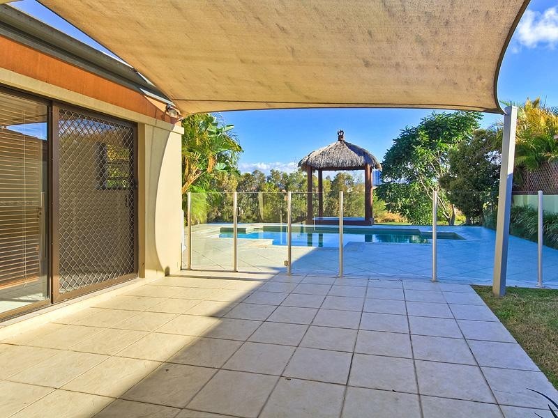 28 Peach Drive, Robina QLD 4226