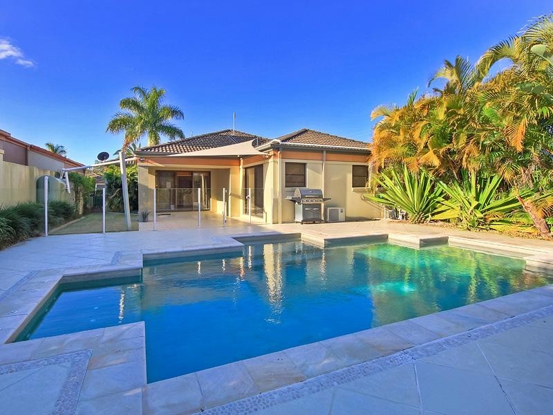 28 Peach Drive, Robina QLD 4226