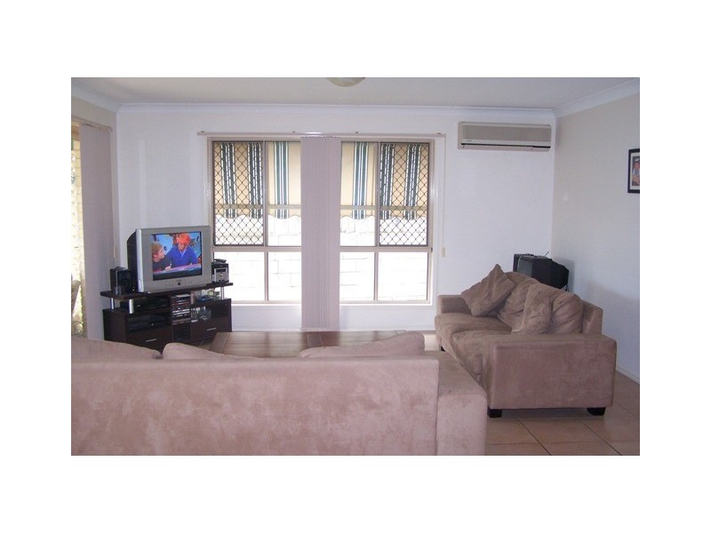 5 Valmai Court, Burleigh Waters QLD 4220