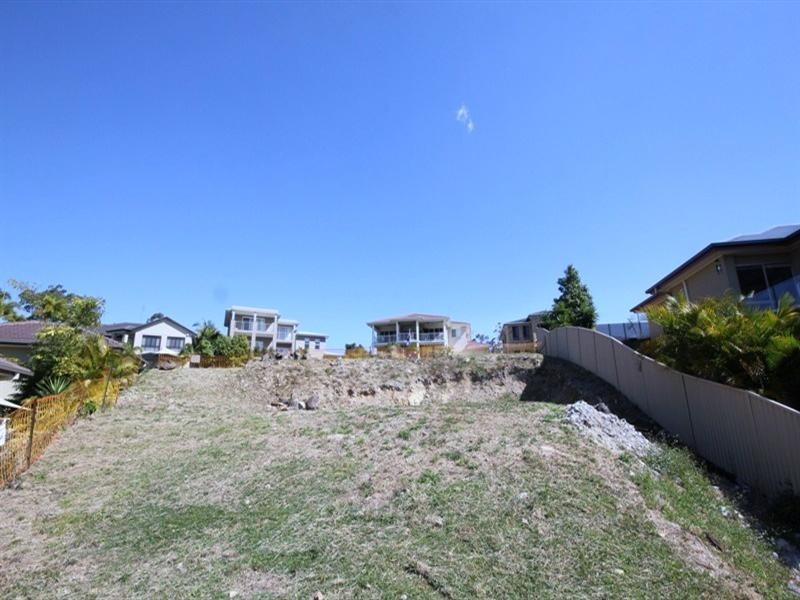 39 Tara Vista Boulevard, Highland Park QLD 4211