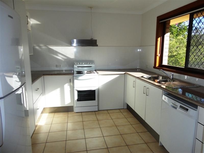 5/2 Rope Court, Mermaid Waters QLD 4218