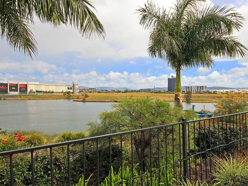 62/3 Robina Town Centre Drive, Robina QLD 4226