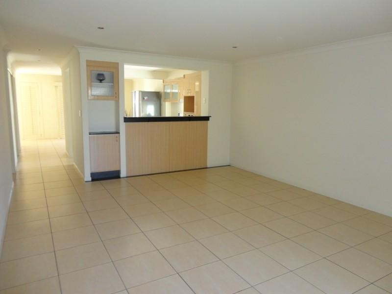 1/4 Heights Drive, Robina QLD 4226