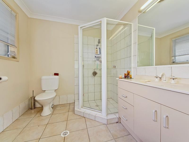 25 Parklake Drive, Mudgeeraba QLD 4213