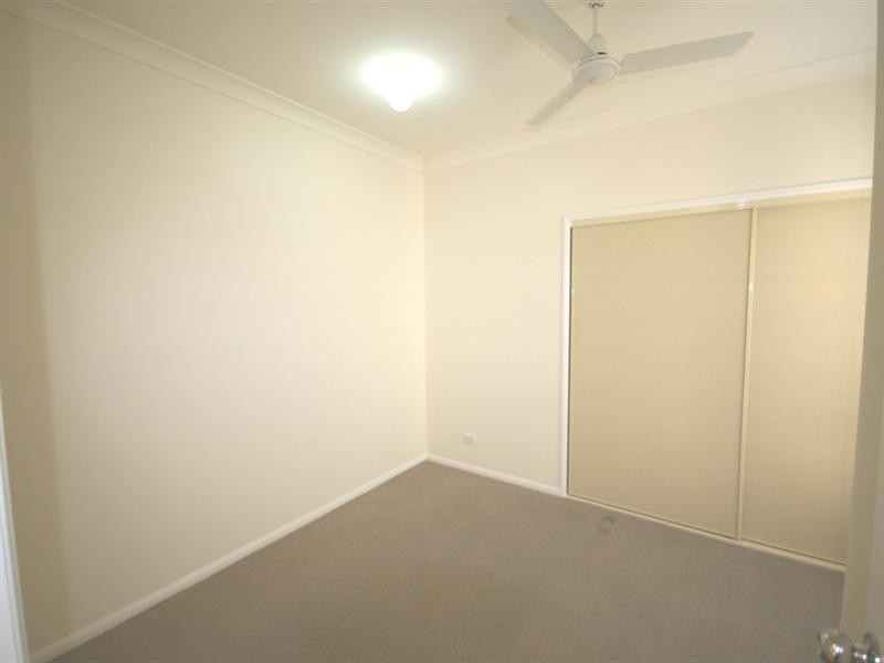 4 Duxton Drive, Varsity Lakes QLD 4227