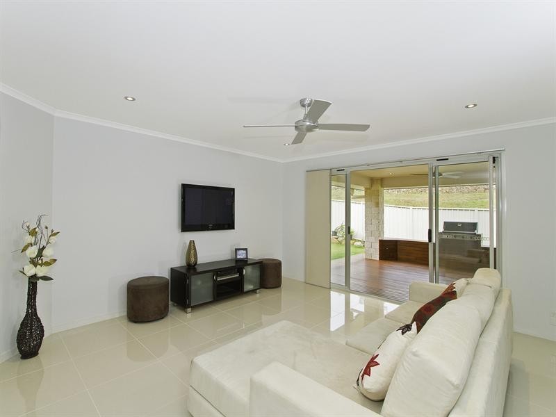 13 Rusty Plum Court, Reedy Creek QLD 4227