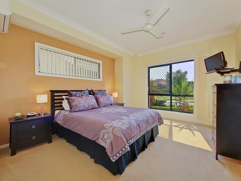 6 Entry Drive, Merrimac QLD 4226